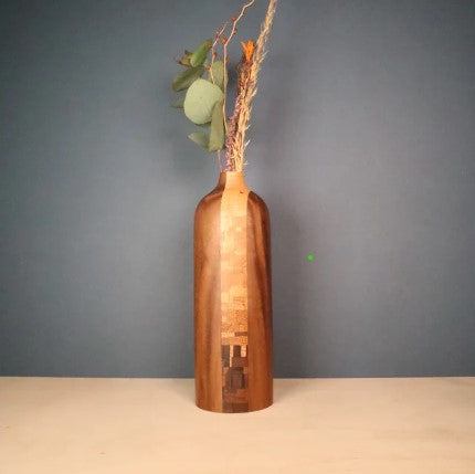 Segmented section Vase - Walnut to Ash Gradient