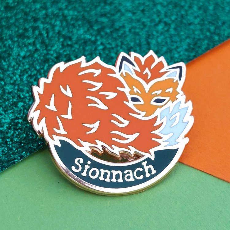 Sionnach - Fox Pin